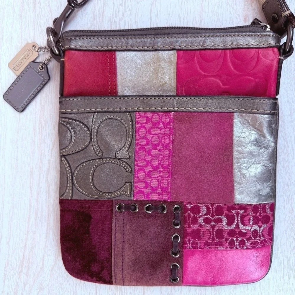 Vintage Y2K COACH Patchwork Pink Silver‎ Crossbody Monogram 2 Hang Tags Festival